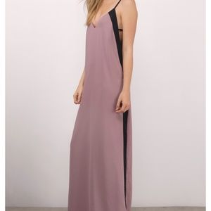 NWOT THE MORGAN MAUVE MAXI DRESS